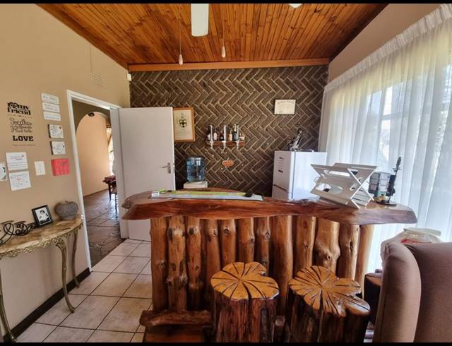 4 BEDROOM HOUSE FOR SALE IN VANDERBIJLPARK SW 5